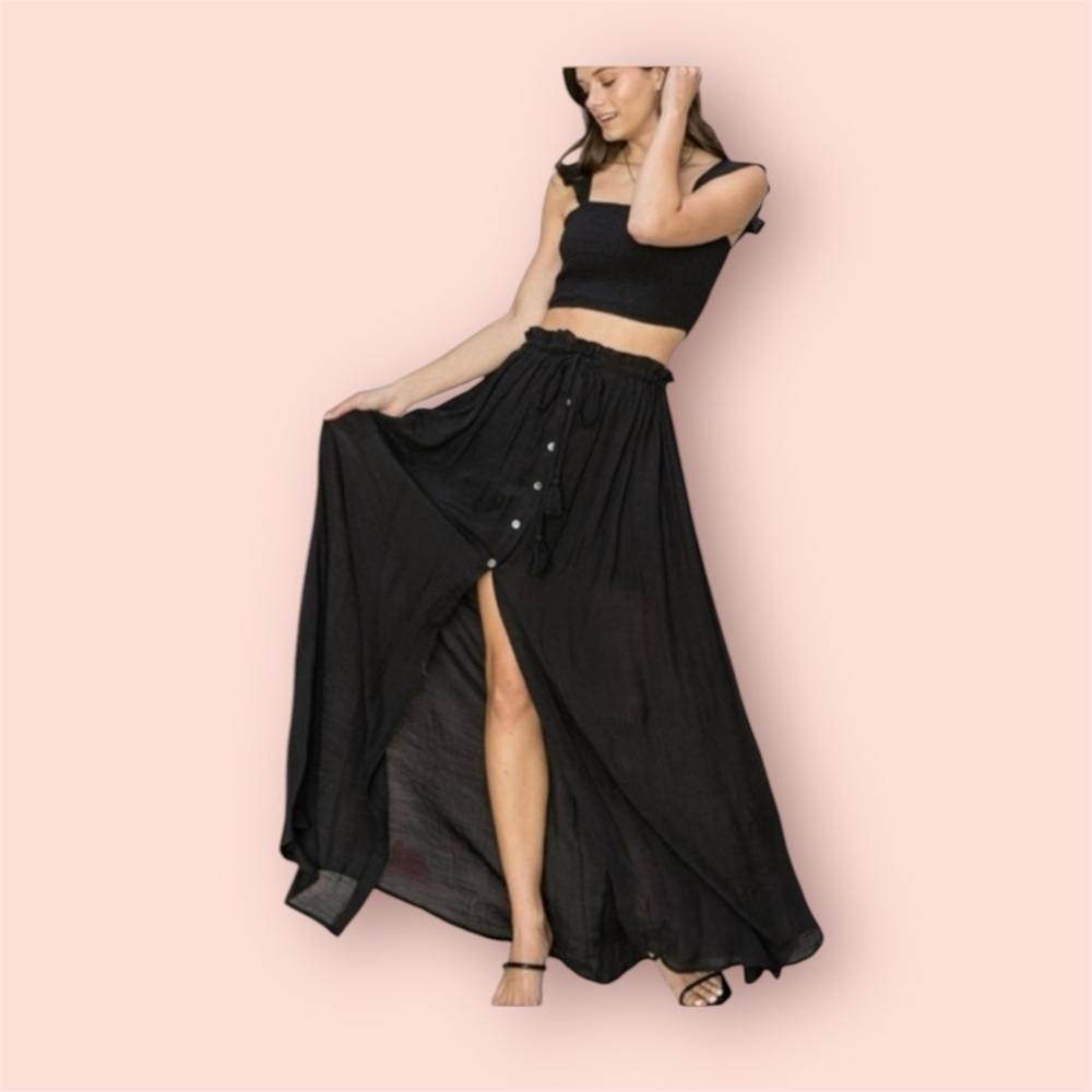 Boutique black lightweight button sheer half slip tie adjustable maxi skirt
